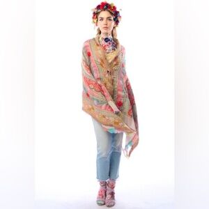 ARATTA FESTIVE SHAWL